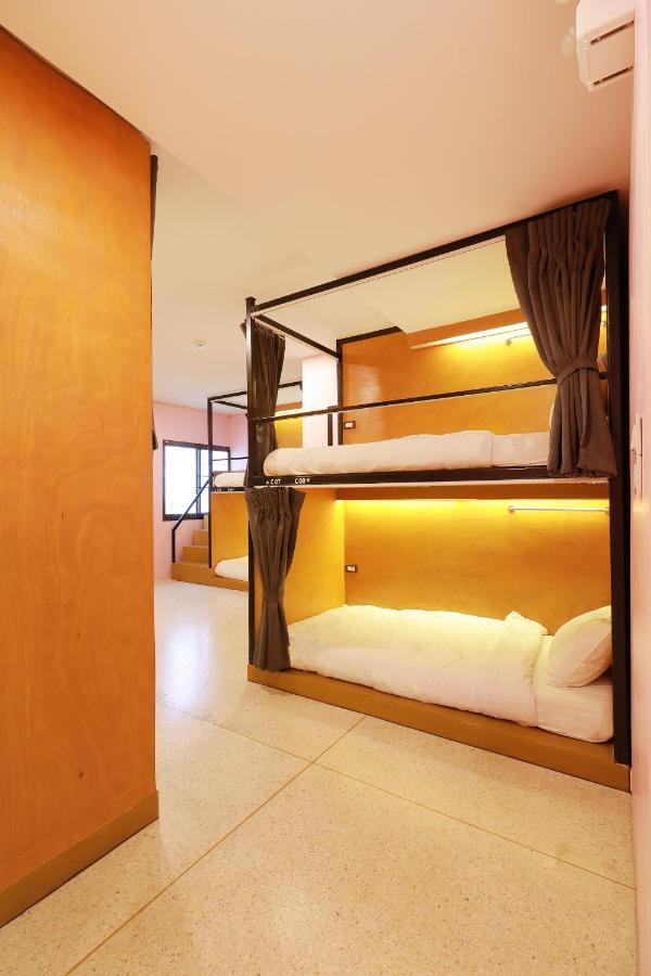 Le Light House & Hostel Chiang Mai Bagian luar foto