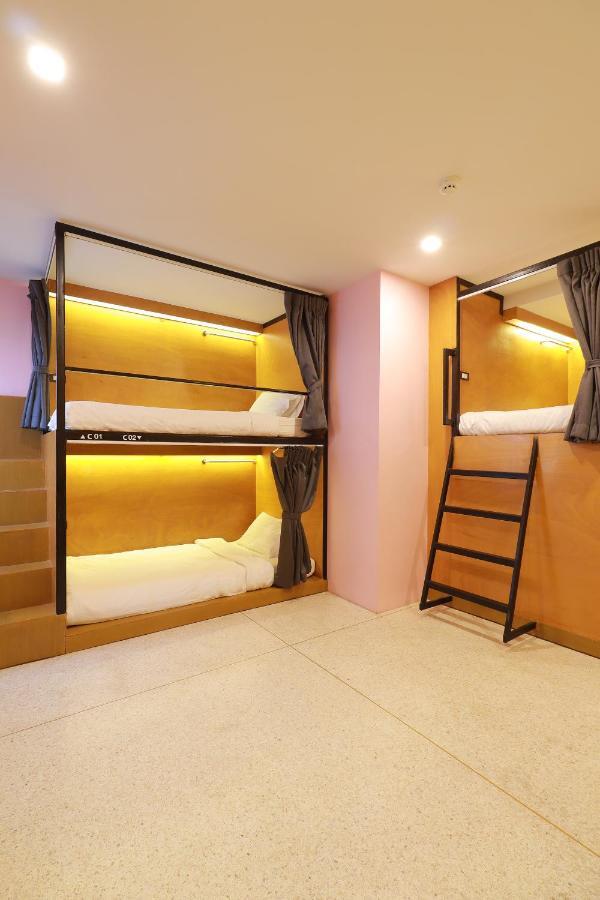 Le Light House & Hostel Chiang Mai Bagian luar foto