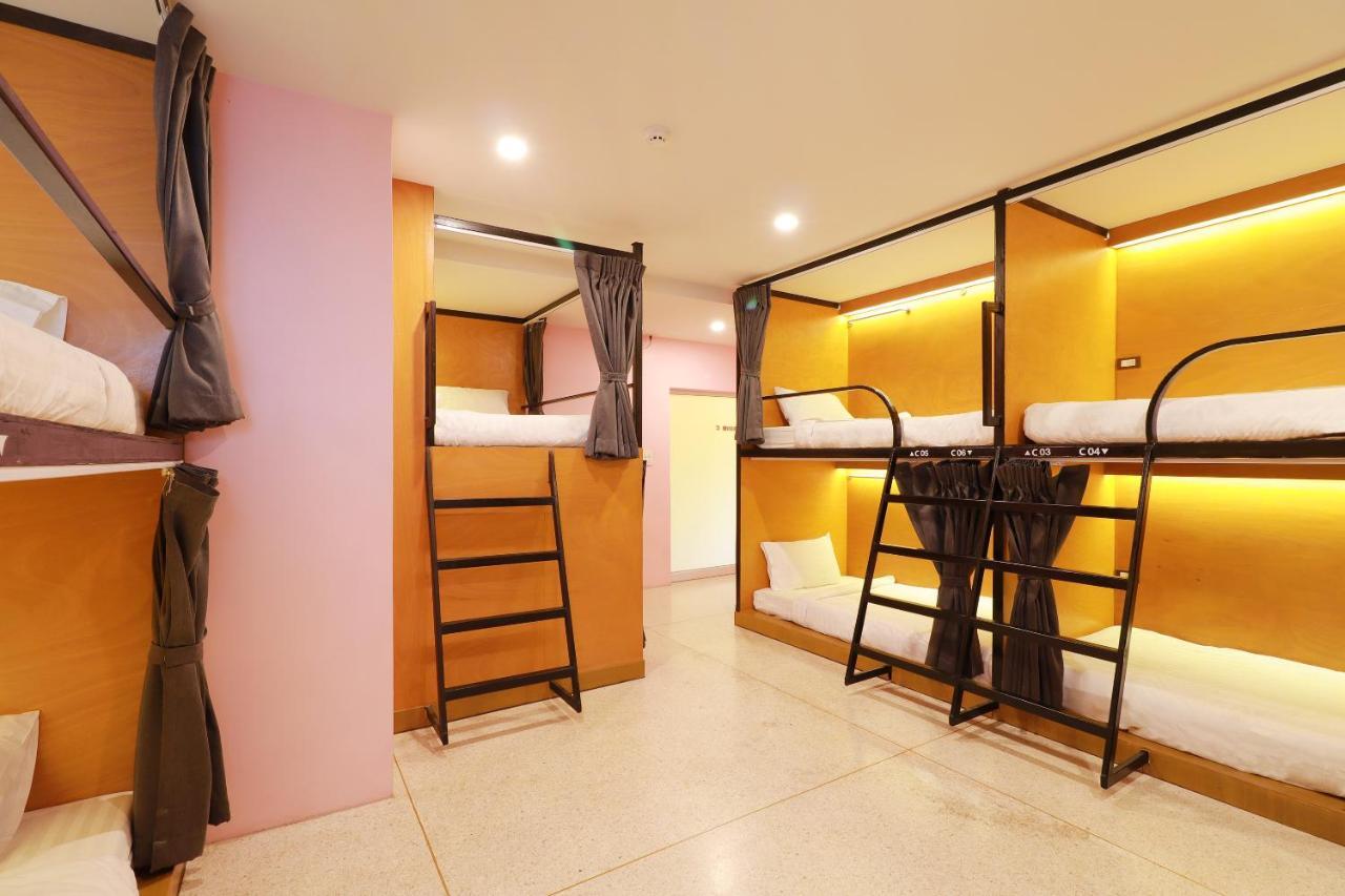 Le Light House & Hostel Chiang Mai Bagian luar foto